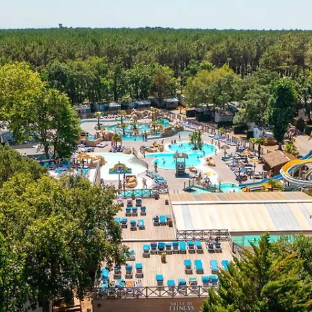 Camping Mobil 2 Chambres, 6 Pers. A - Api-1-52-1640 Messanges (Landes)