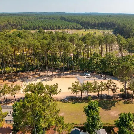 Mobil 2 Chambres, 6 Pers. A - Api-1-52-1640 Camping