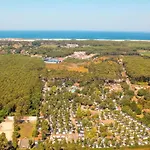 Mobil 2 Chambres, 6 Pers. A - Api-1-52-1640 Campsite *
