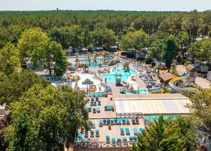 Camping Mobil 2 Chambres, 6 Pers. A - Api-1-52-1640 Messanges (Landes)