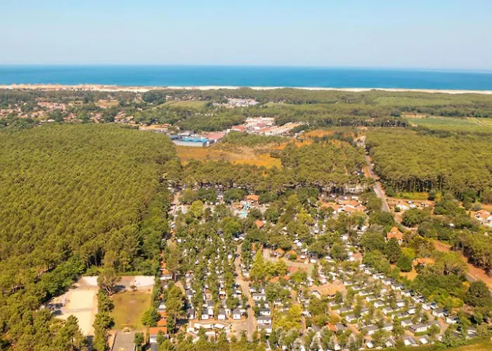 Mobil 2 Chambres, 6 Pers. A - Api-1-52-1640 Camping *